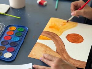 Oficinas de aquarela promovem inclusão e autonomia no tratamento em MT