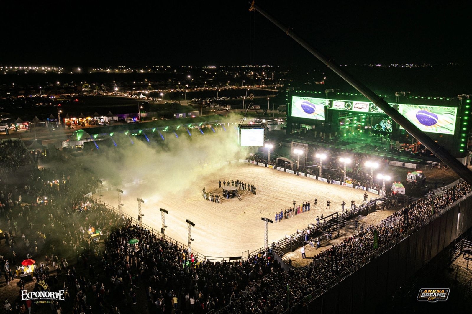 A Exponorte 2026 começou oficialmente em Sinop e promete movimentar milhões na economia da cidade. A abertura conta com shows de Gusttavo Lima e Nattan.