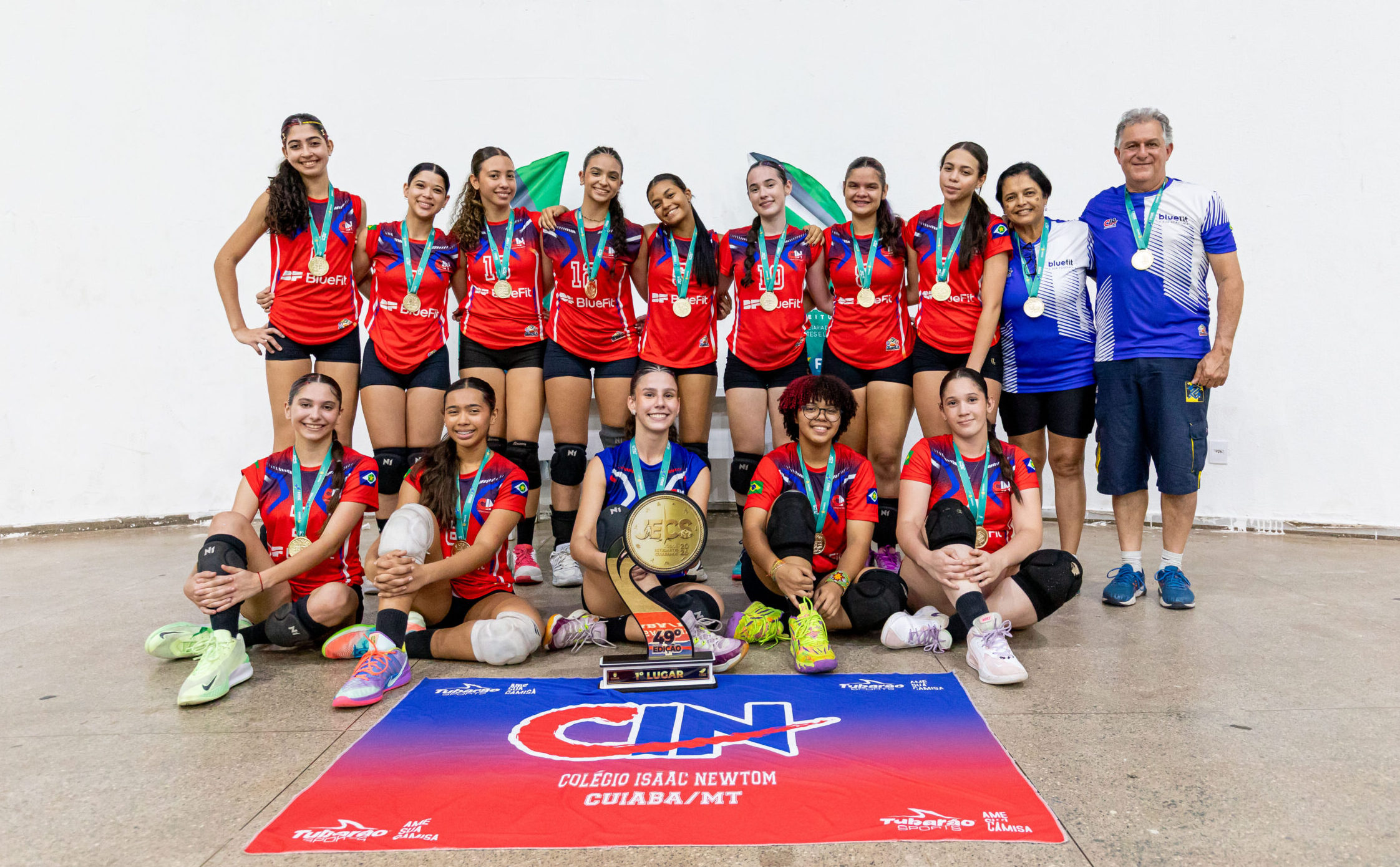 Colégio Isaac Newton conquista título do vôlei feminino nos JECs 2026 em Cuiabá